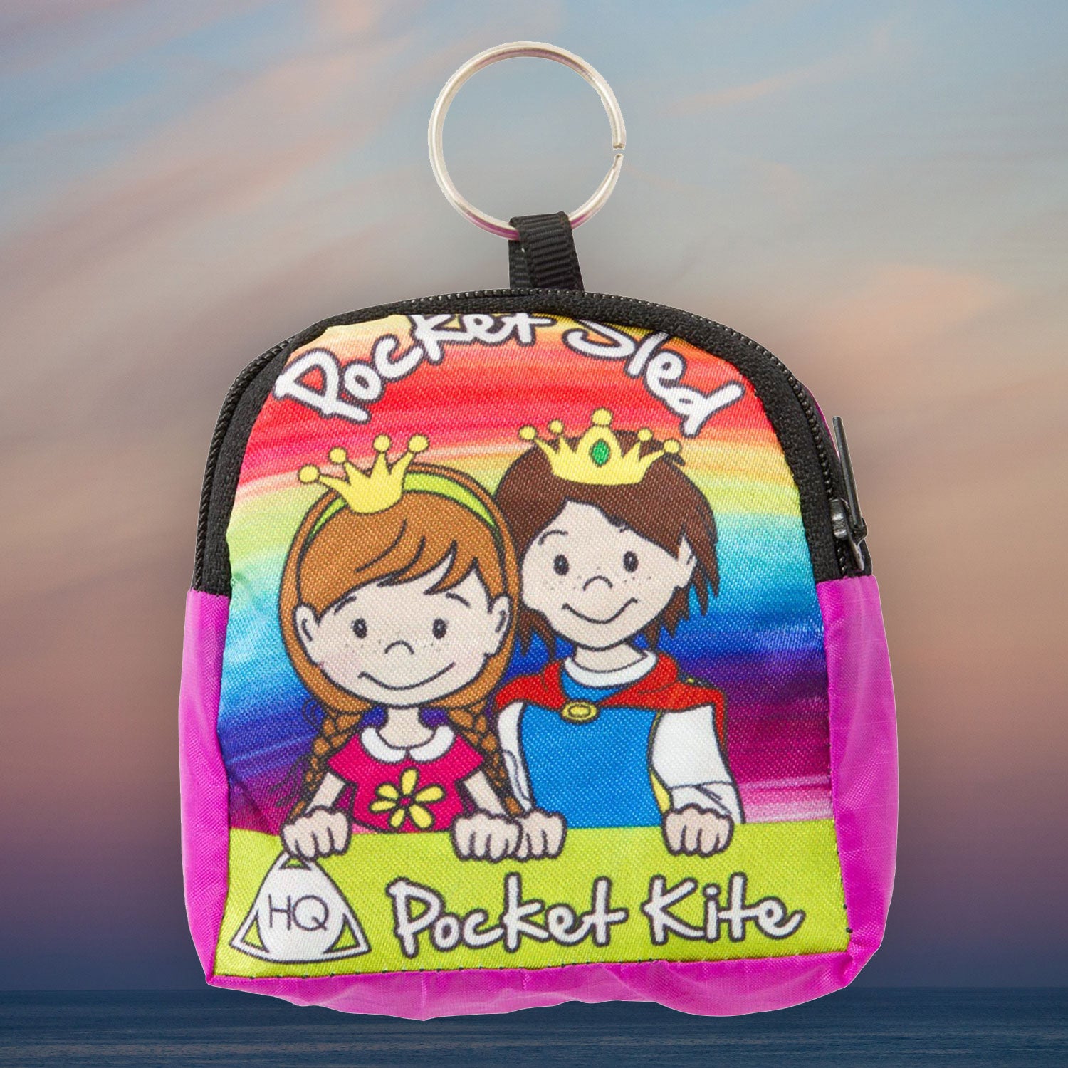 HQ Pocket Sled Kinderdrachen – Stabloser Taschendrachen für Kinder ab 5 Jahren | Leicht zu fliegen & sofort startklar