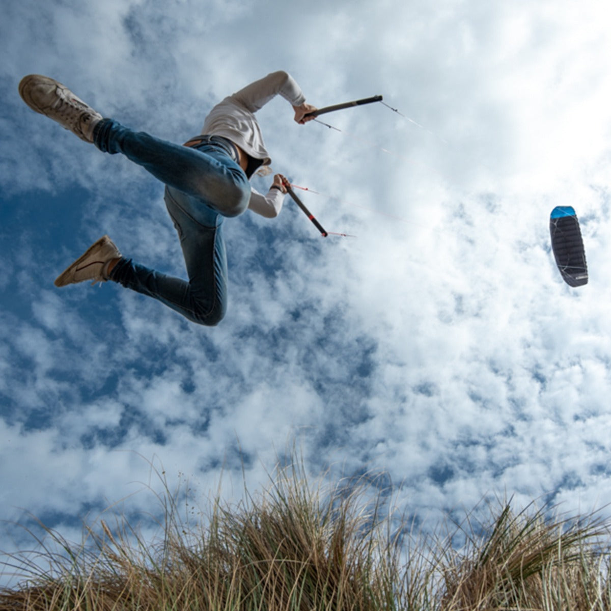 PLKB Twister Lenkmatte 4 Leiner | 4 Leinen Lenkdrachen mit Handles und Kite Killer Powerkite flugfertig | verschiedene Größen