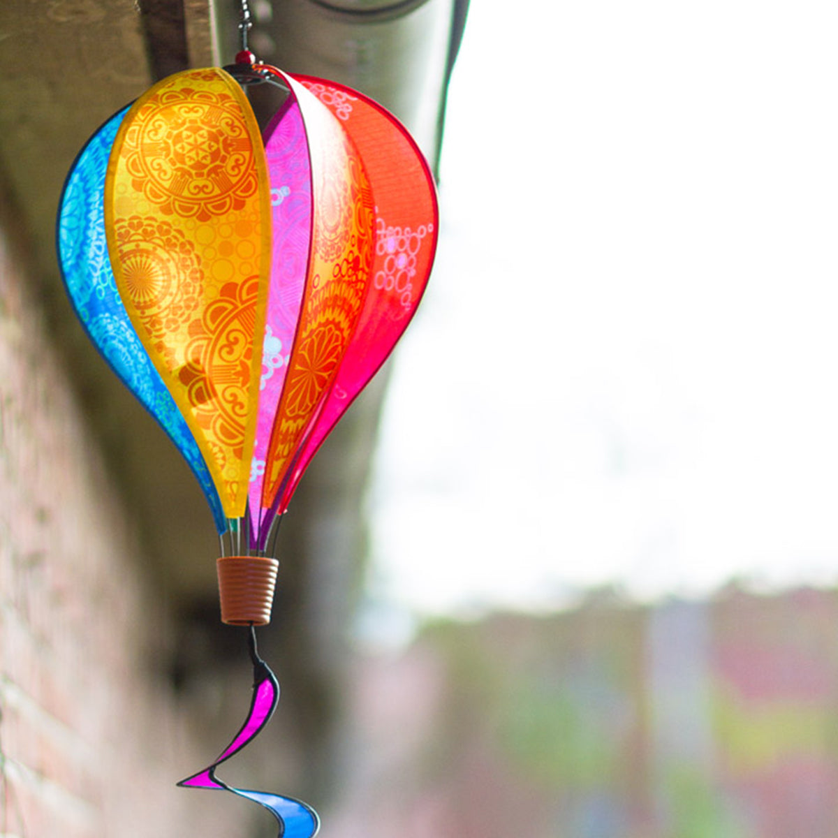 HQ Windspiel Heißluftballon HQ Hot Air Balloon Twist Victorian Style Windsack Garten Dekoration