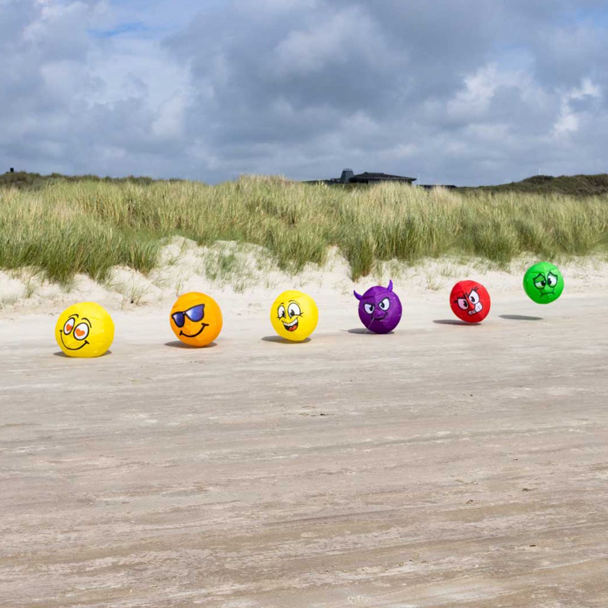 HQ Bodenwindspiel HQ Bouncing Moodeez Happy 100 cm bunte Windspiele für den Garten oder Strand